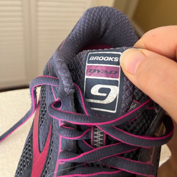 Brooks Dyad 9 wide - Picture 3 of 11